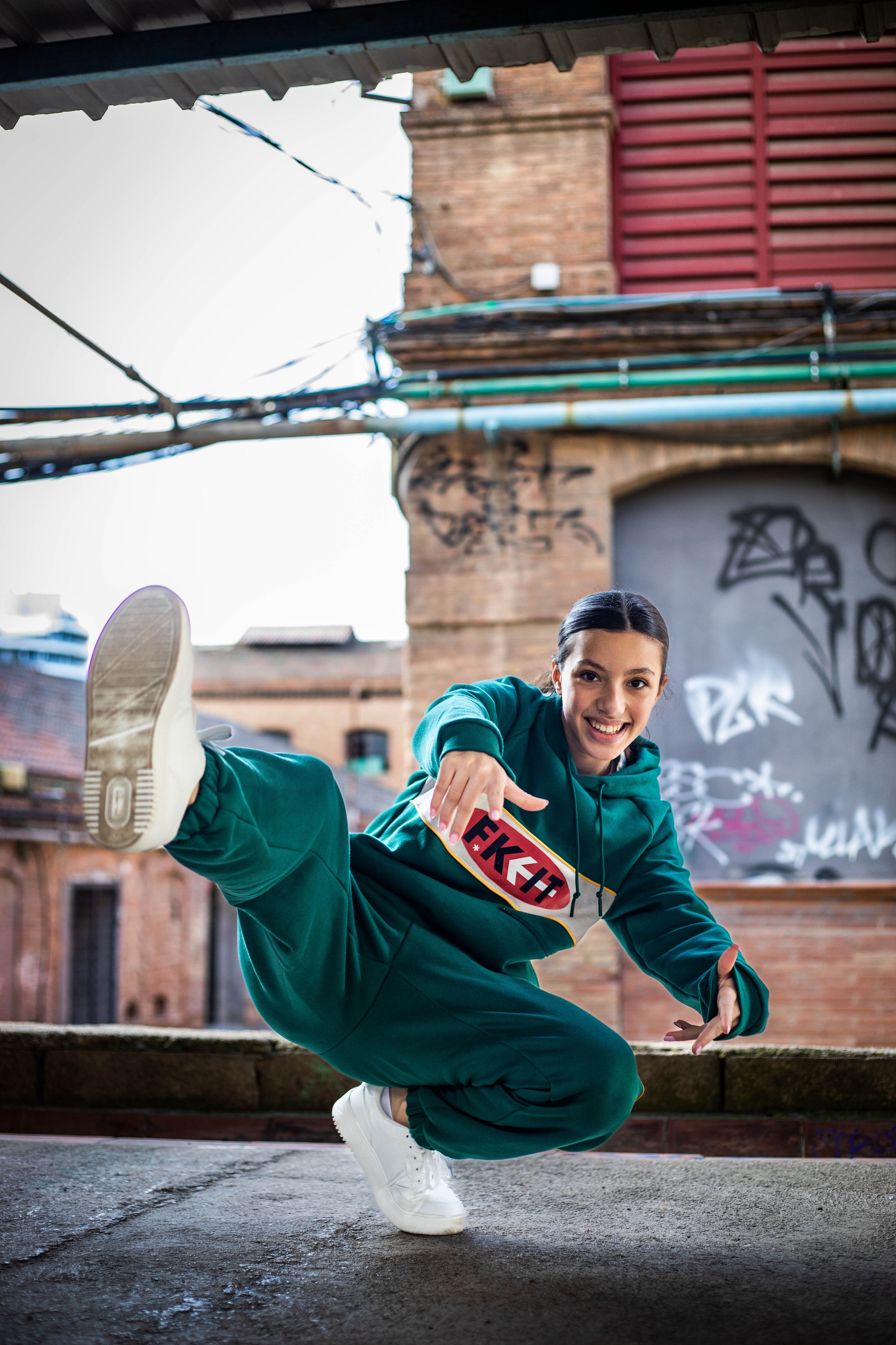 FAKE IT / Cloe Amores - promo 1