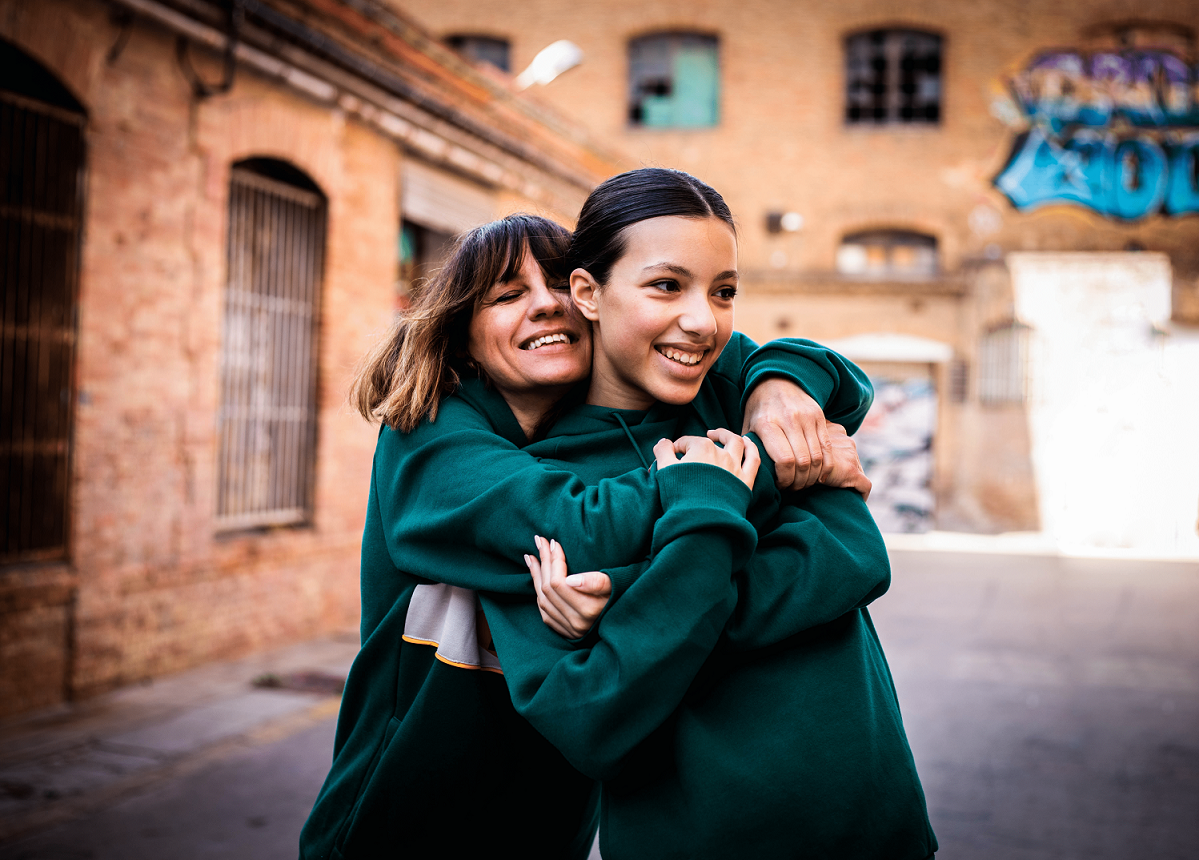 FAKE IT / Marta Bayarri i Cloe Amores - promo 1